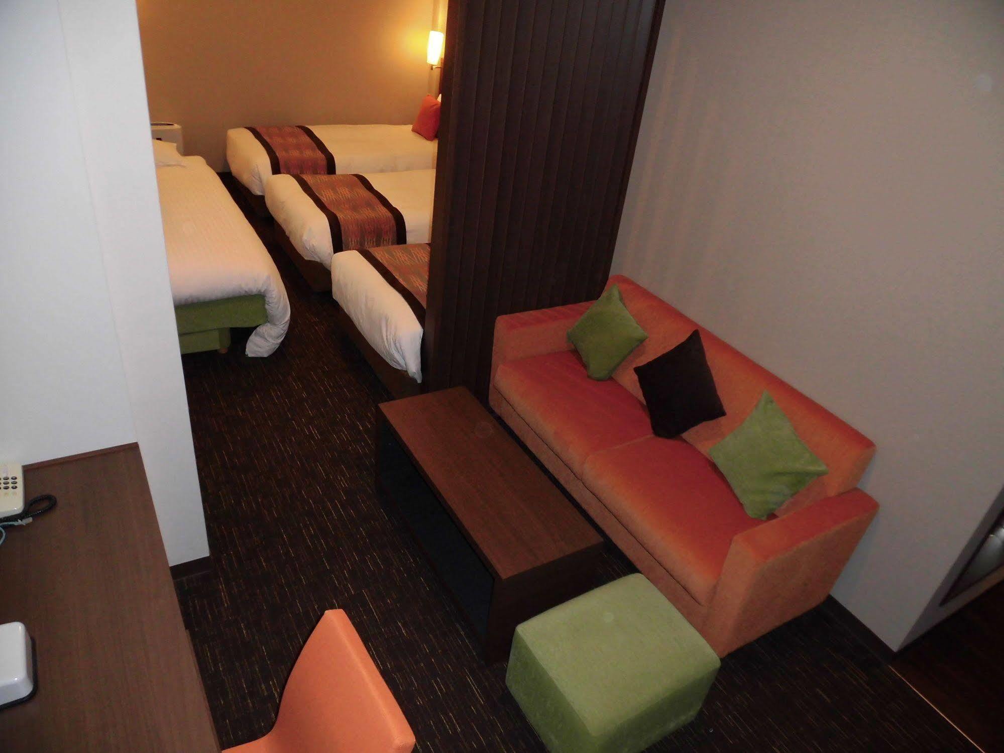 Hotel Il Monte Ōsaka Extérieur photo